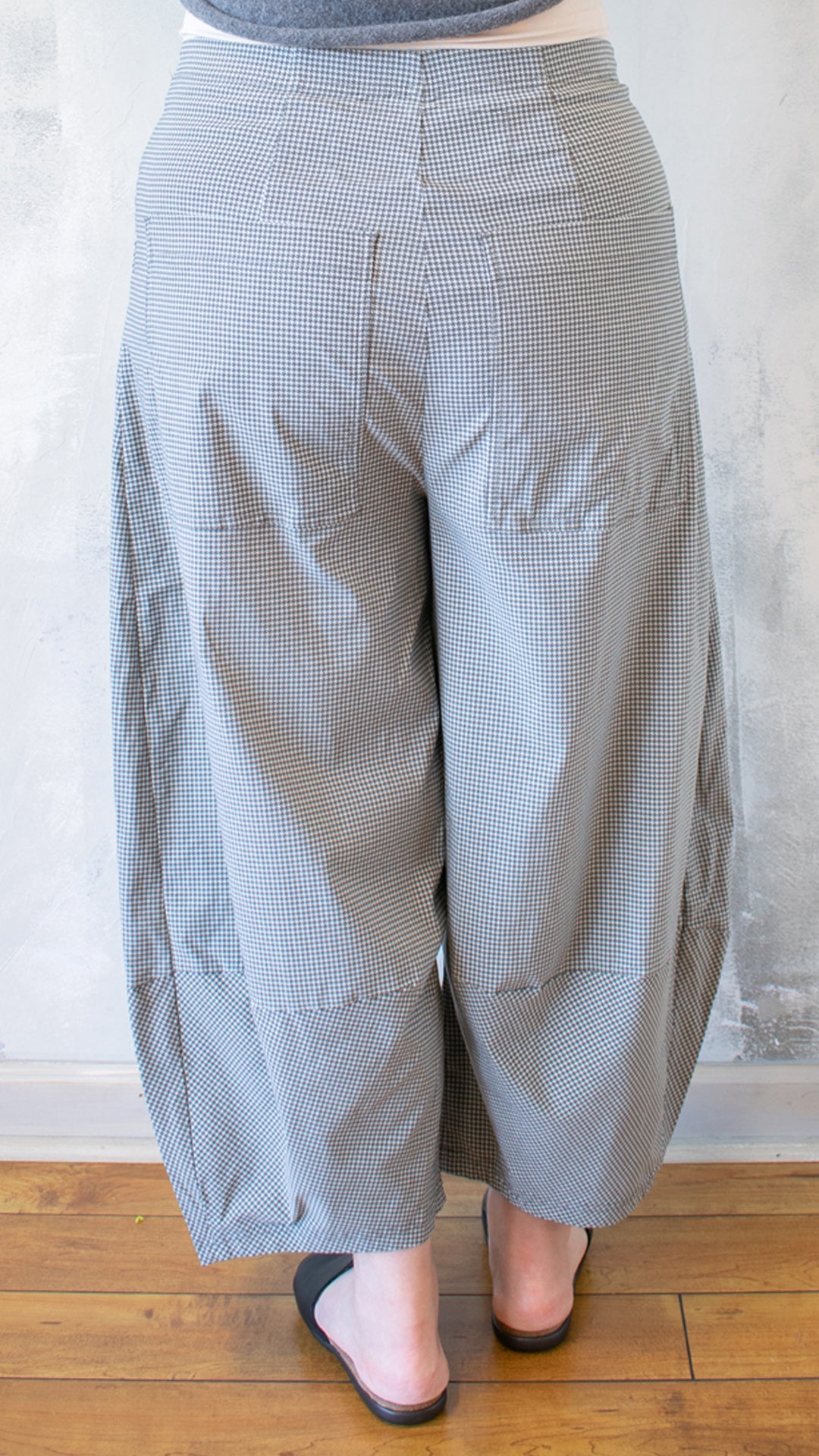 Check Barrel Leg Pant
