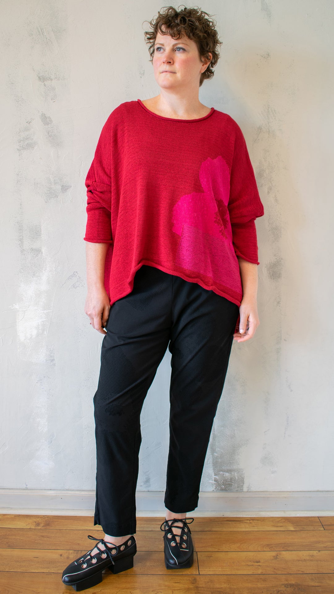 Poppy Pullover in Red