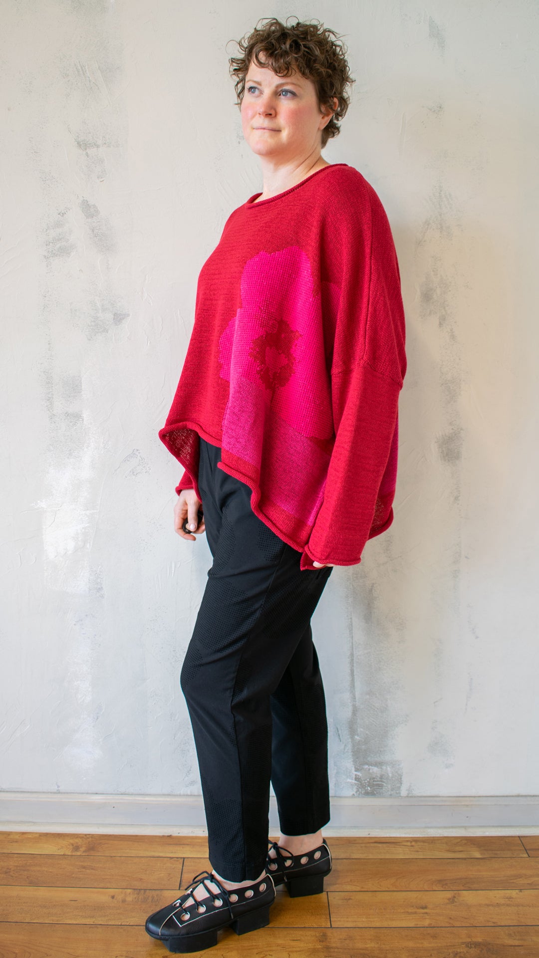 Poppy Pullover in Red