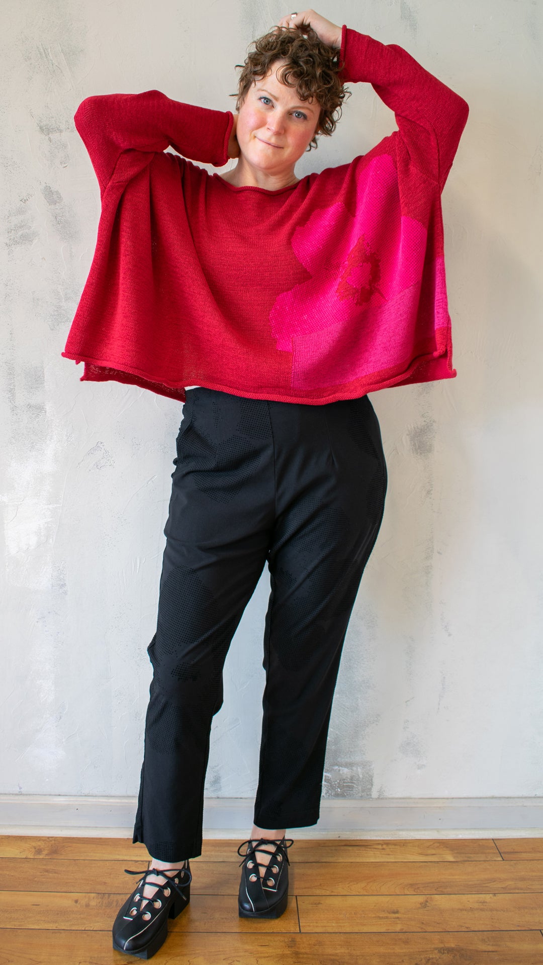 Poppy Pullover in Red