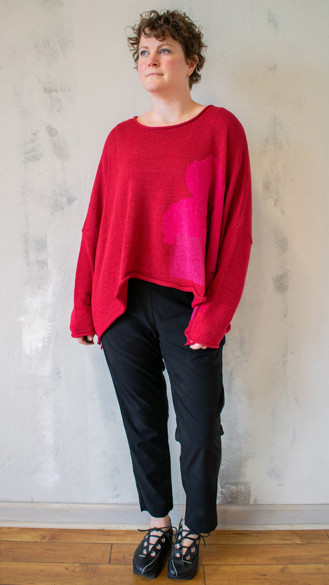 Poppy Pullover in Red