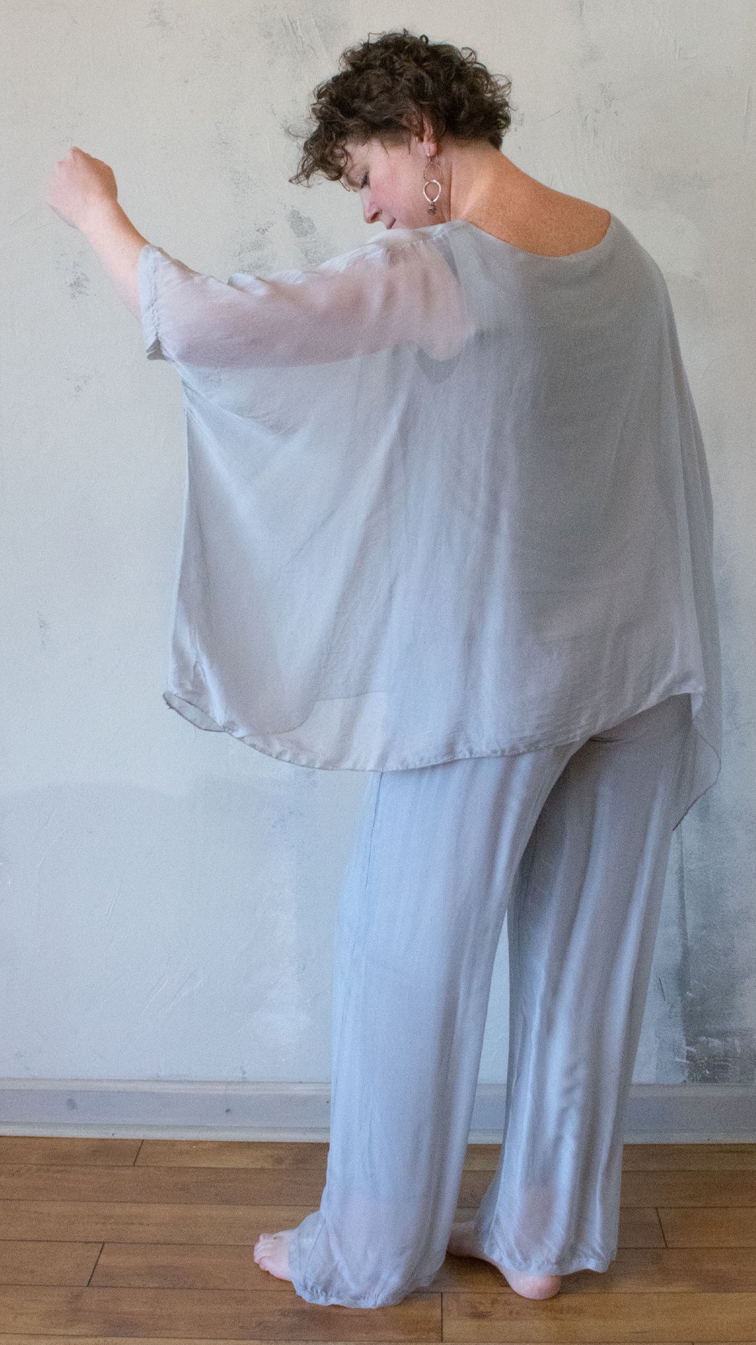 Silk Pullover (Multiple Colors)