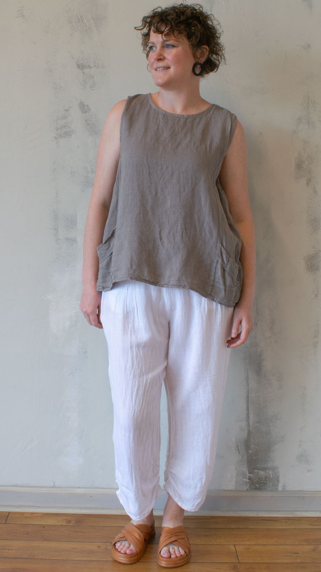 Scoop Tank (Multiple Colors)