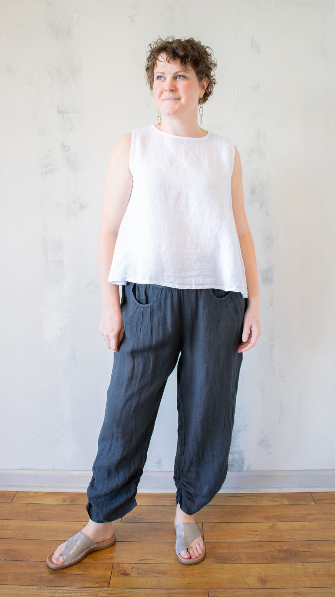 Sleeveless Back Button Top (Multiple Colors)