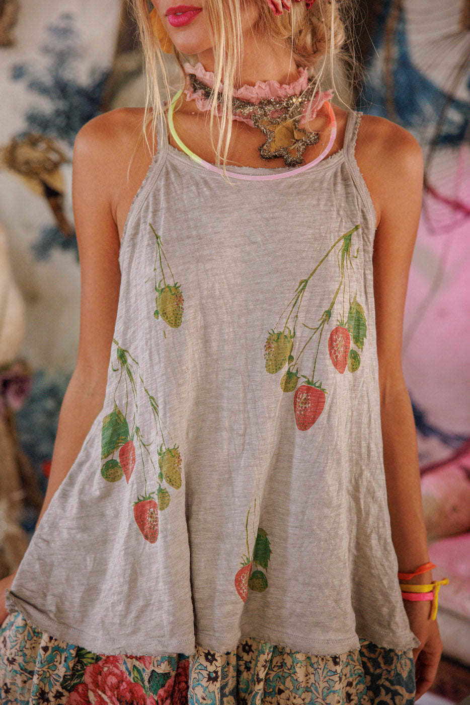 Strawberry Lana Tank in Pebble