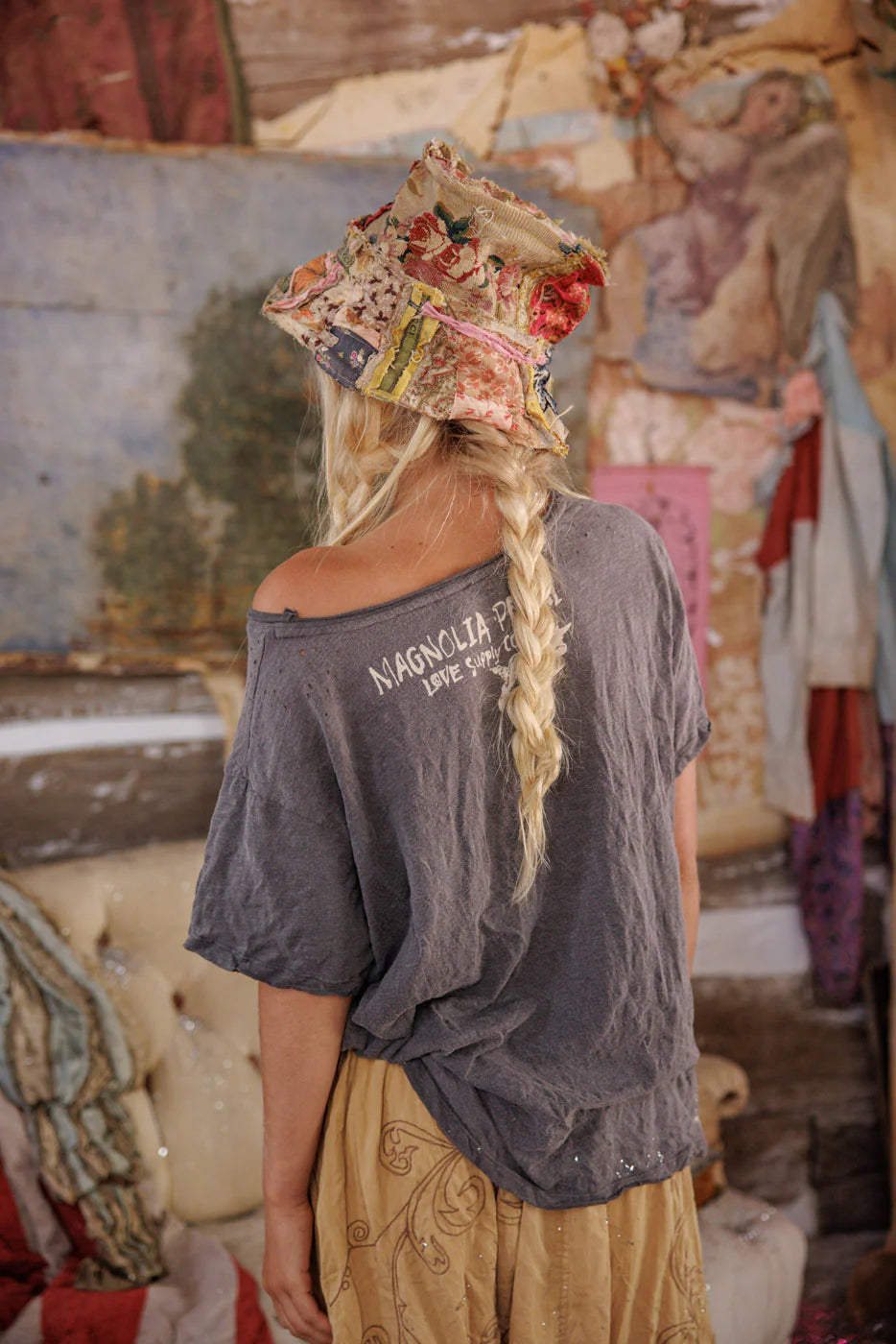Sky Dolphin T in Ozzy