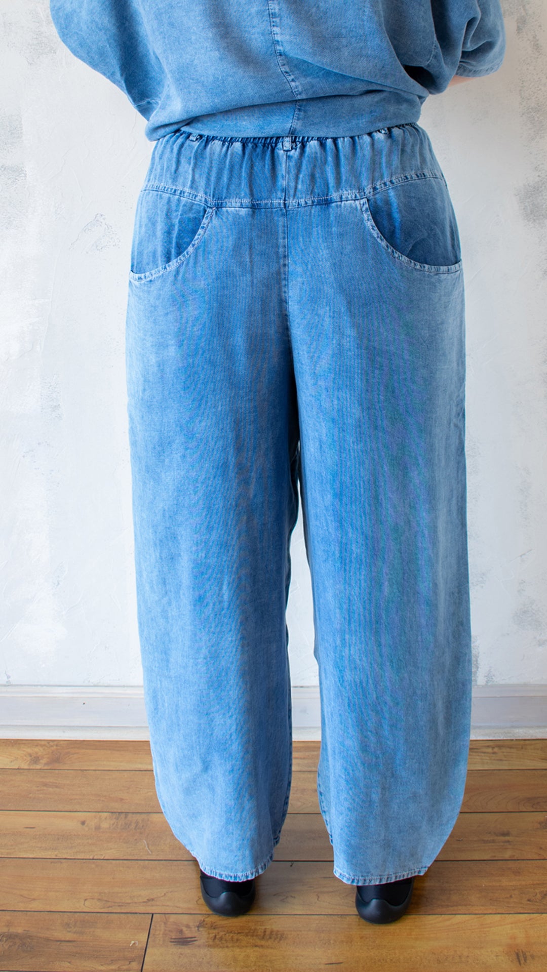 Half Circle Pocket Pant