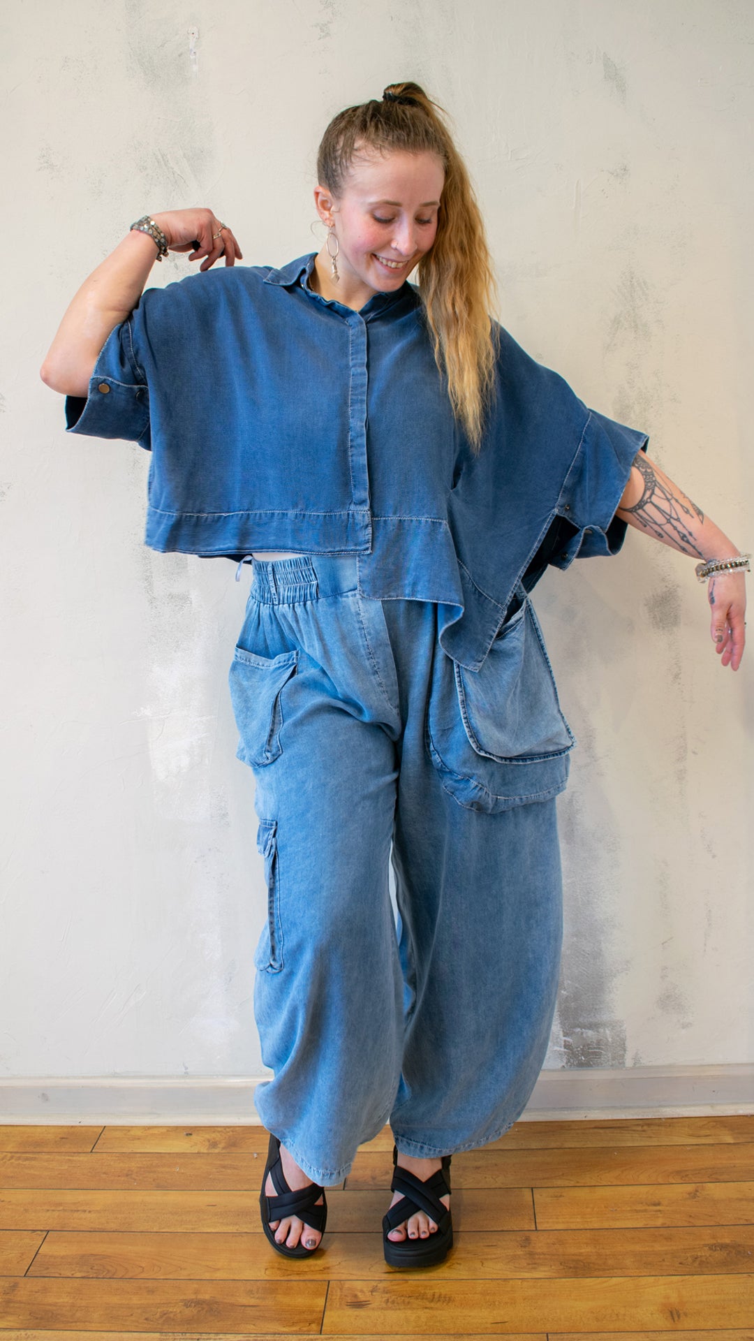 Cropped Chambray