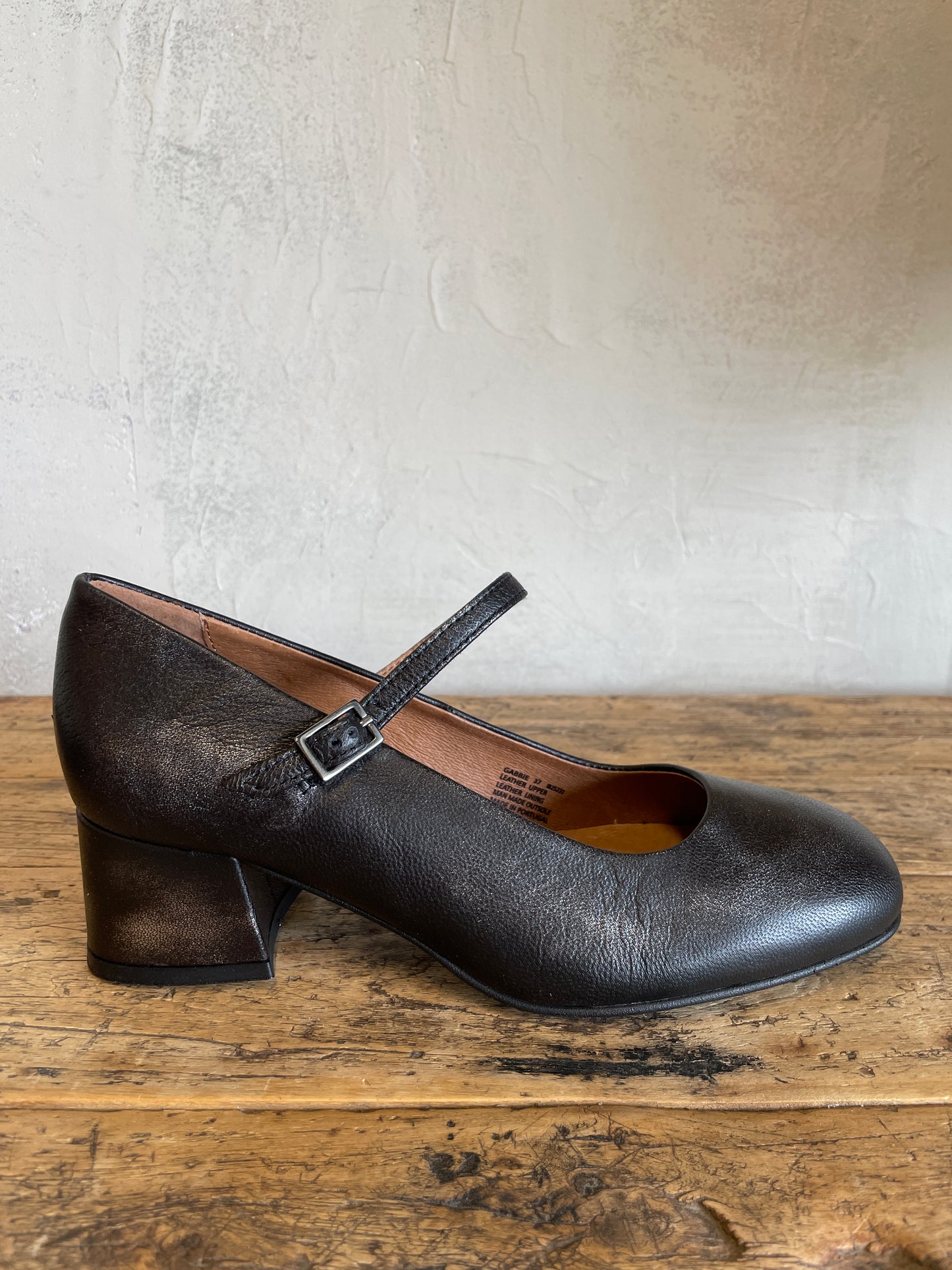 Gabbie in Gunmetal