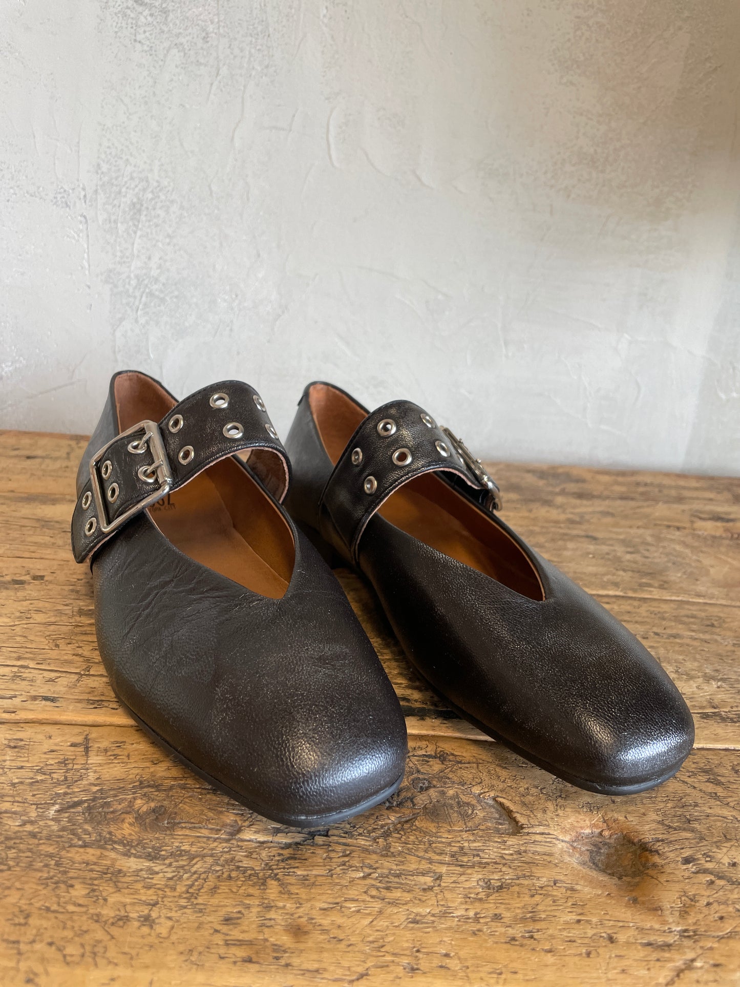 Zephyr in Gunmetal