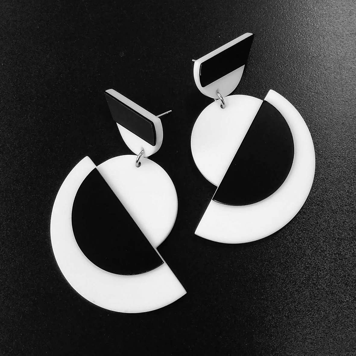 Suzanna Earring