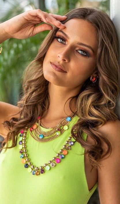 The Basics Studs in Neon