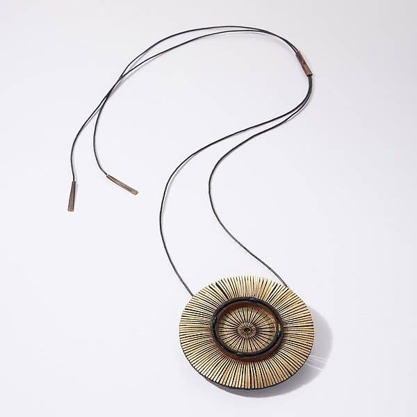 Saulė Necklace (Multiple Colors)