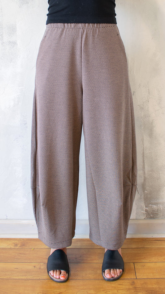 Uptown Lantern Pant in Chocolate