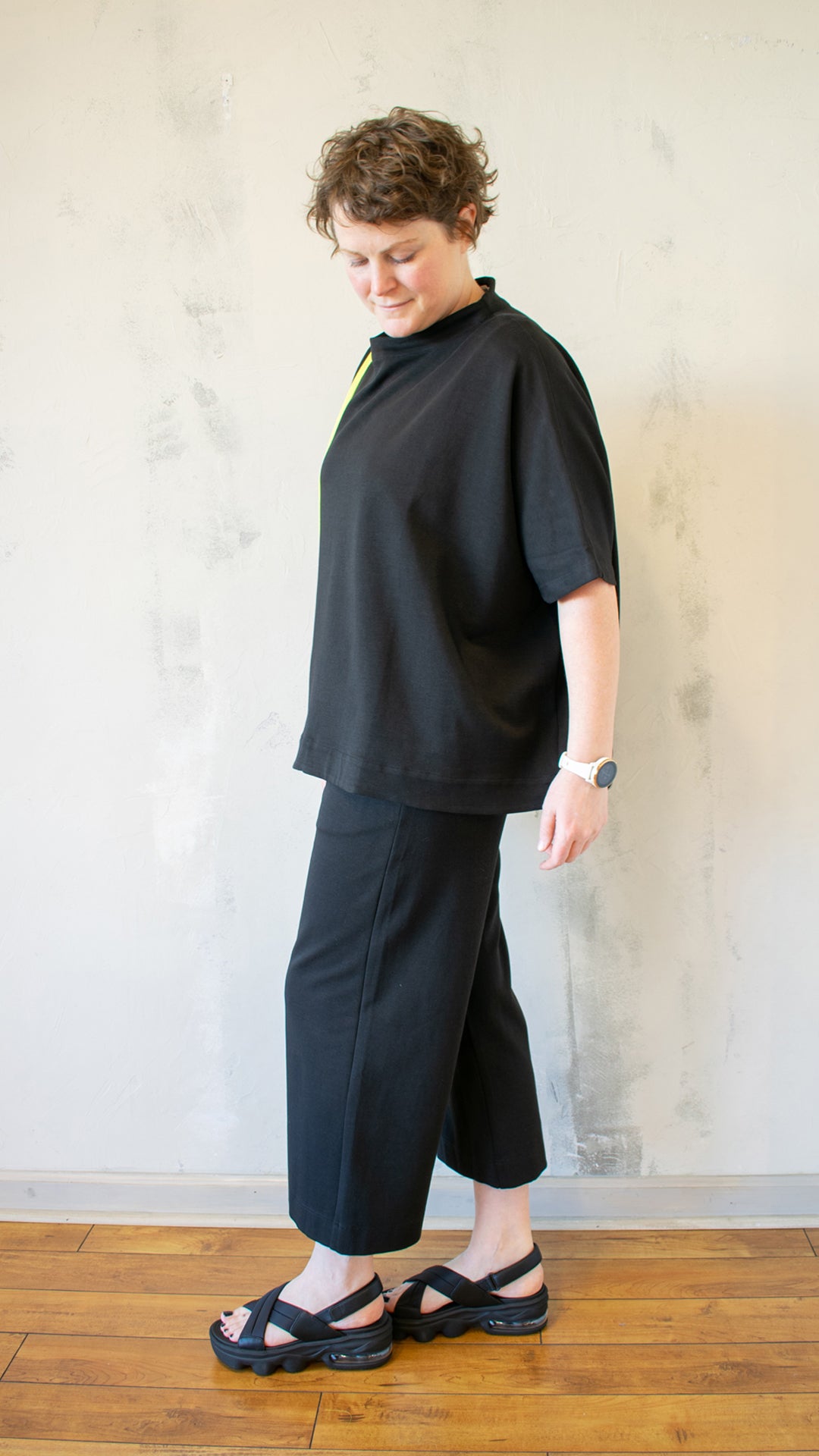 Electric Top in Black