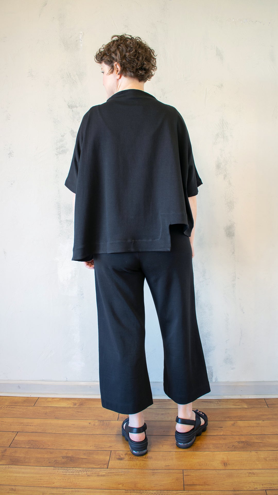 Electric Top in Black