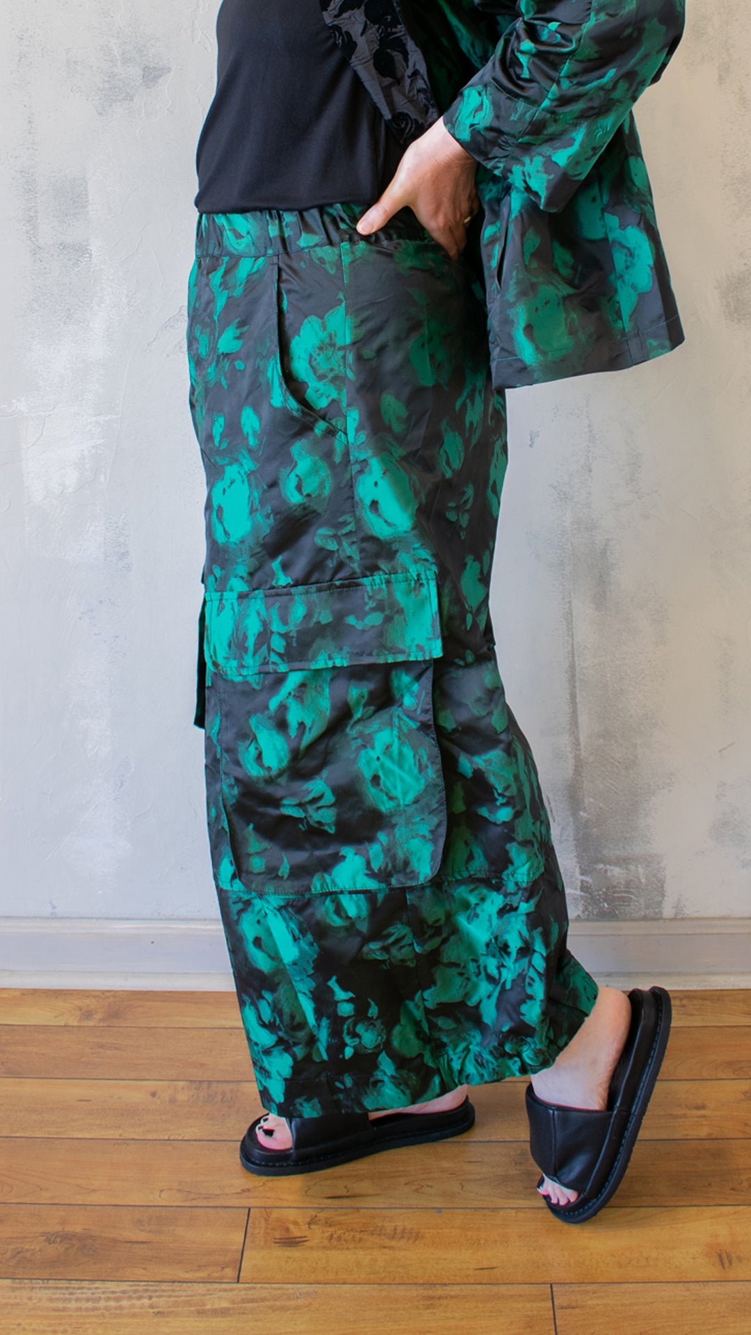 Emerald Jacquard Taffeta Wide Cargo Pant