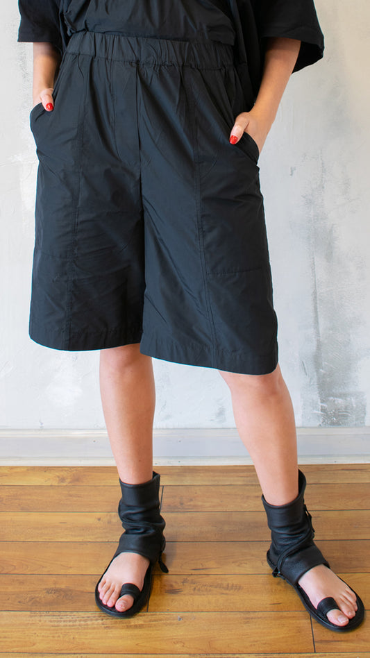 Taffeta Bermuda Short
