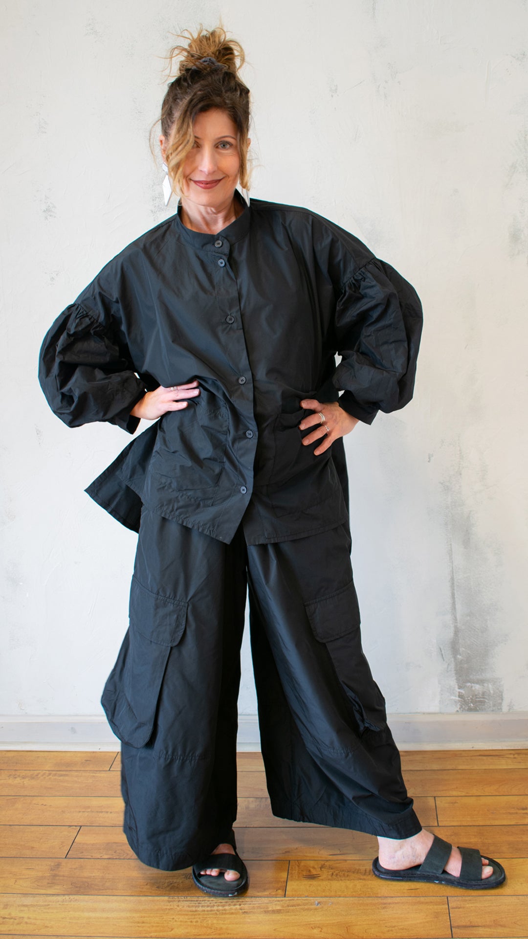 Pillow Sleeve Taffeta Button Up