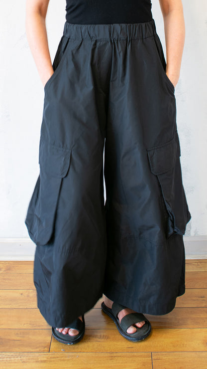Wide Leg Pocket Pant (Multiple Colors)