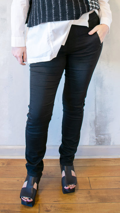 Iconic Denim in Black