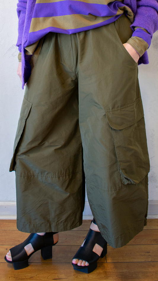 Wide Leg Pocket Pant in Khaki