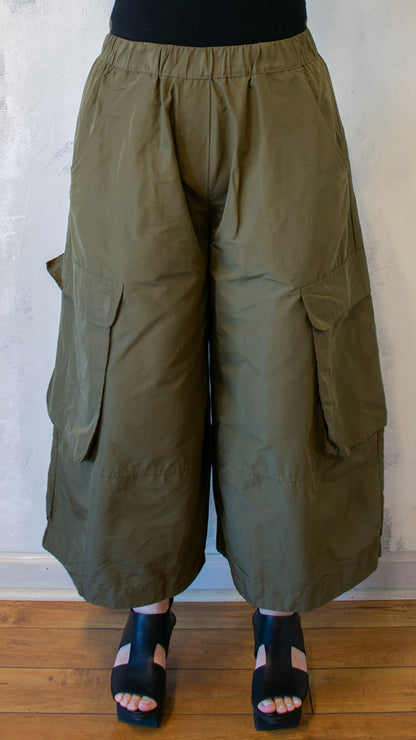 Wide Leg Pocket Pant in Khaki