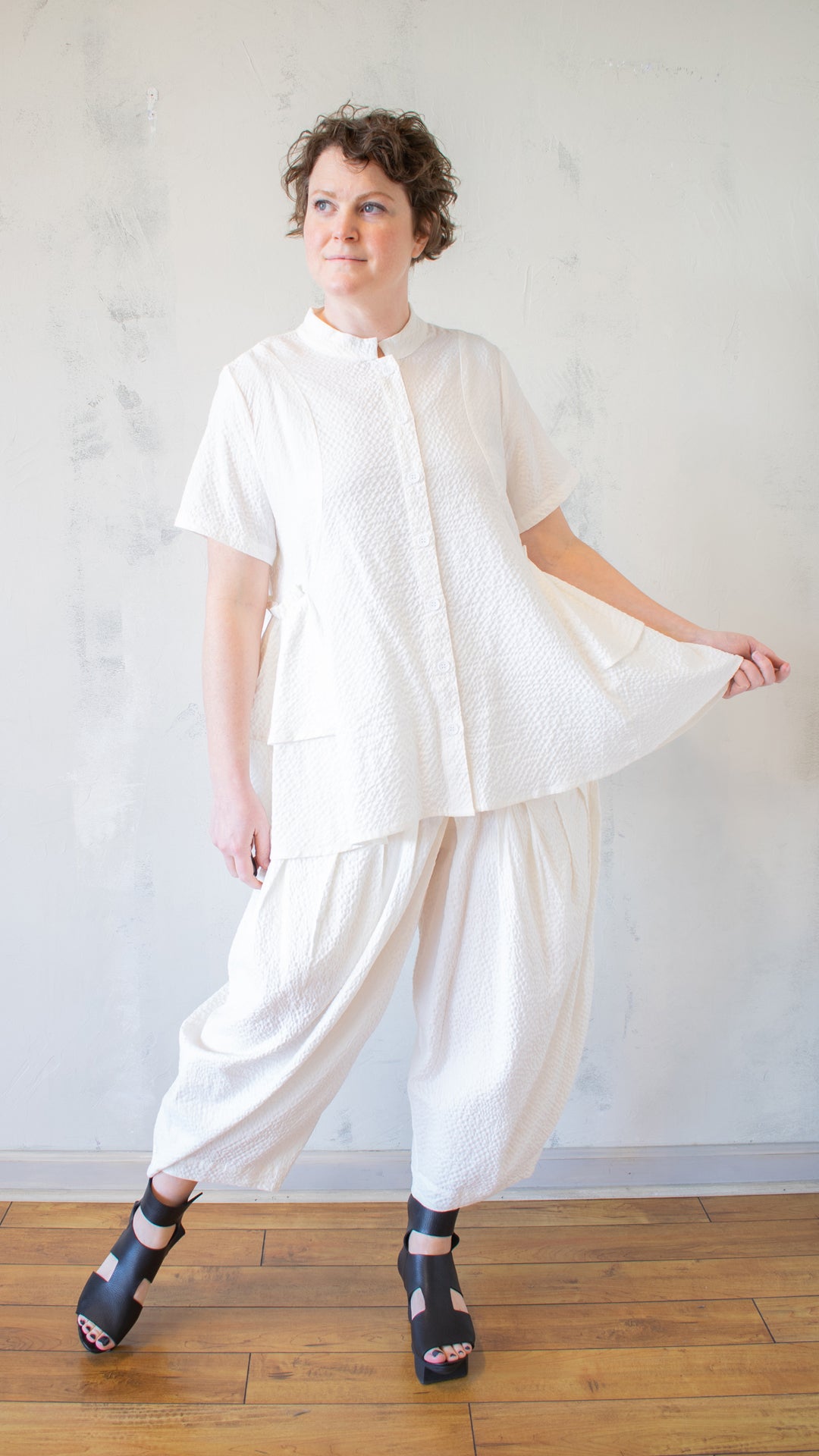 Lyra Shirt (Multiple Colors)