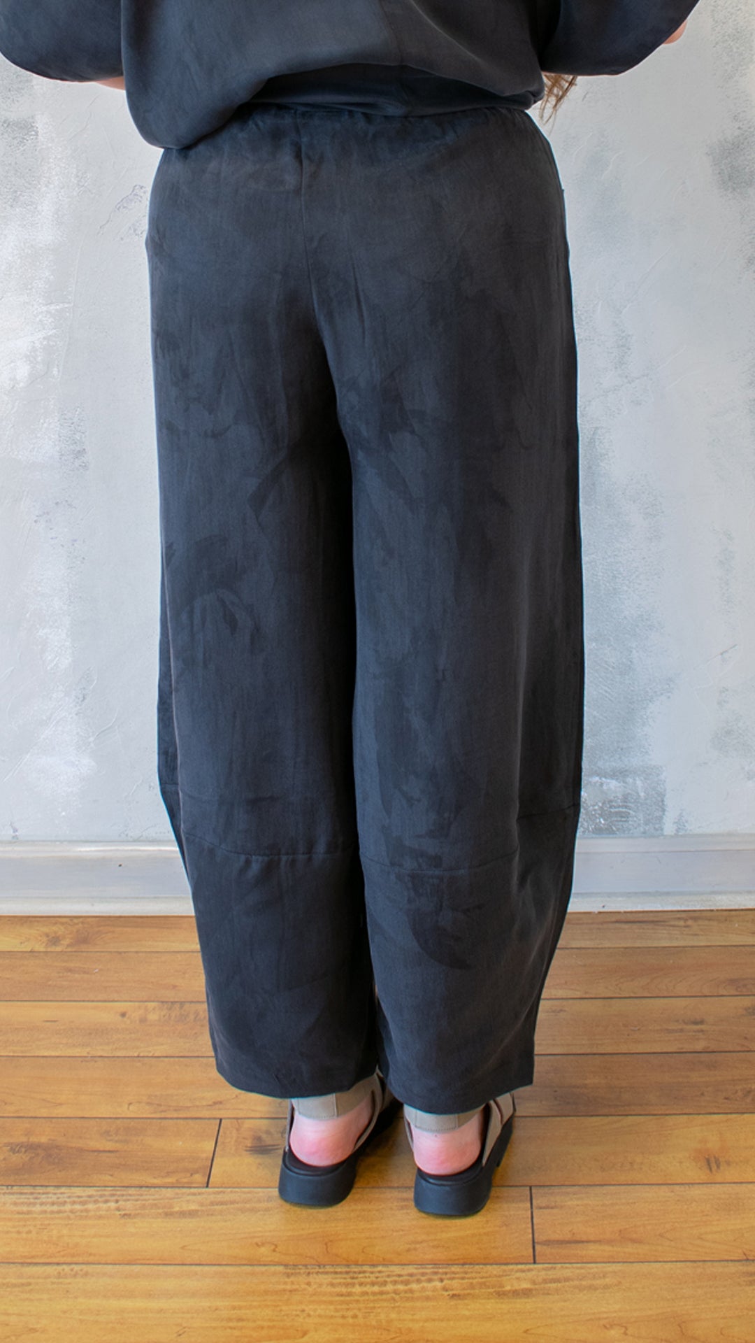 Silk Barrel Pant