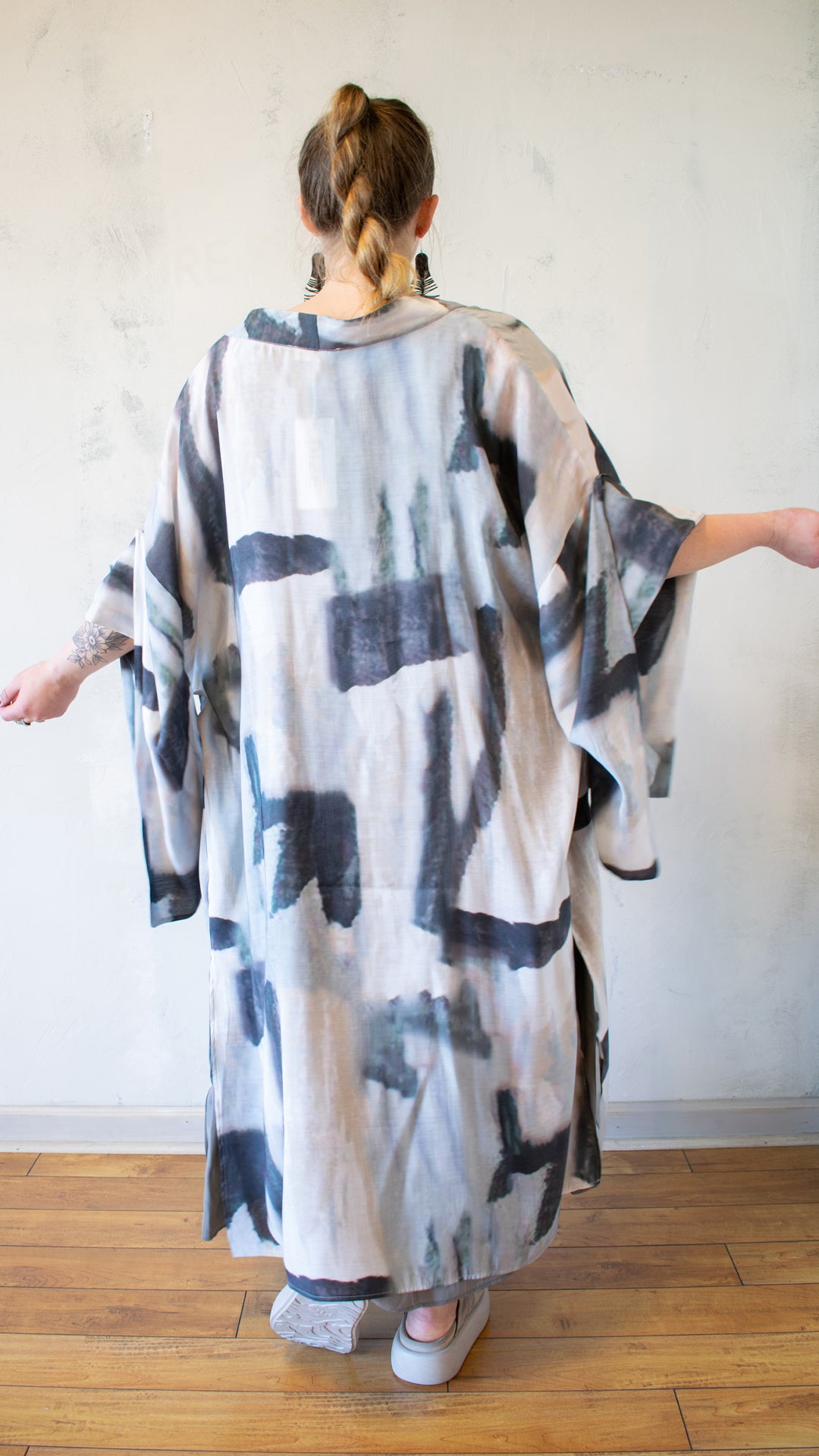 Tie Closure Kimono