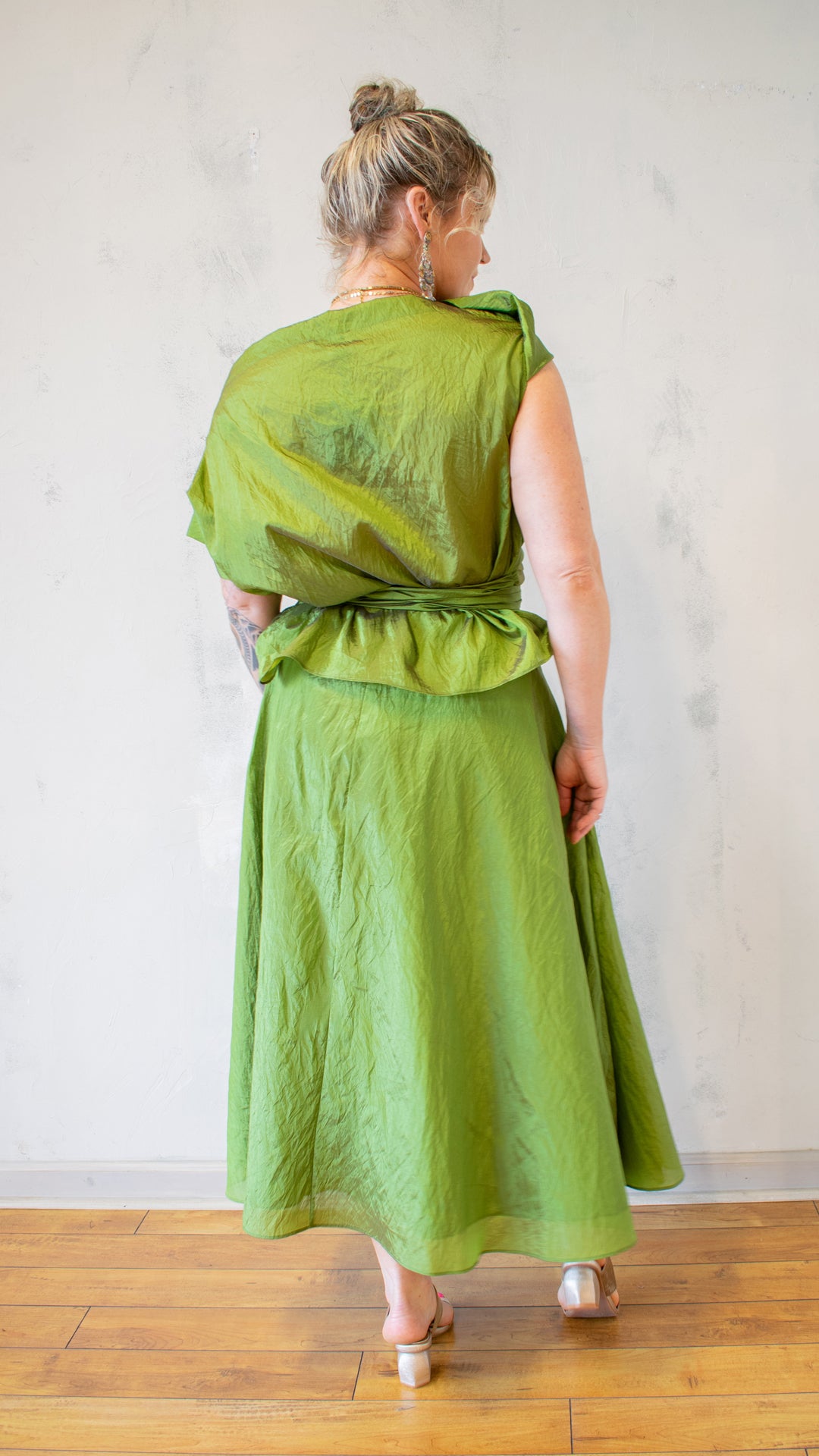 Sheer Full Skirt (Multiple Colors)