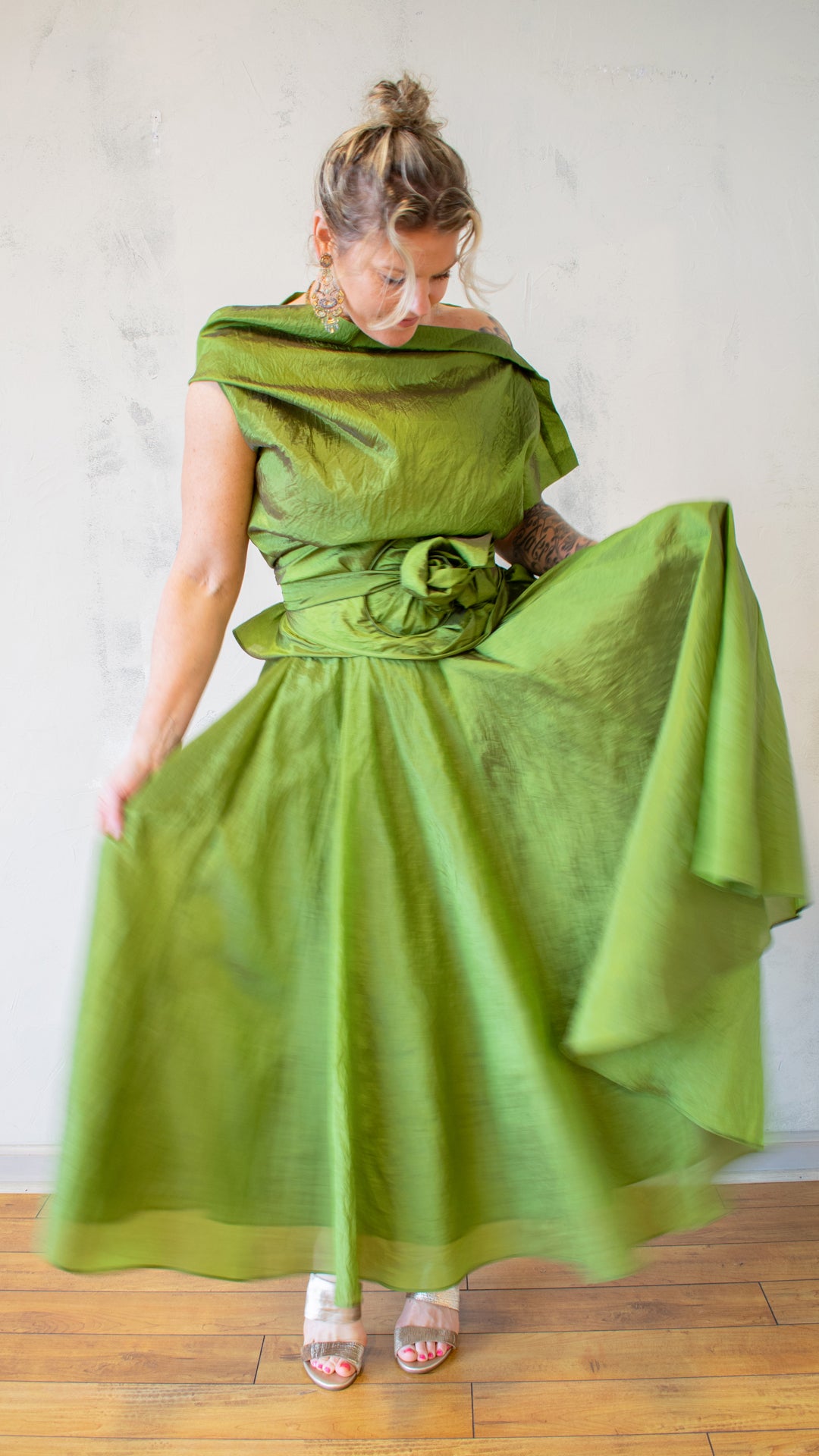 Sheer Full Skirt (Multiple Colors)
