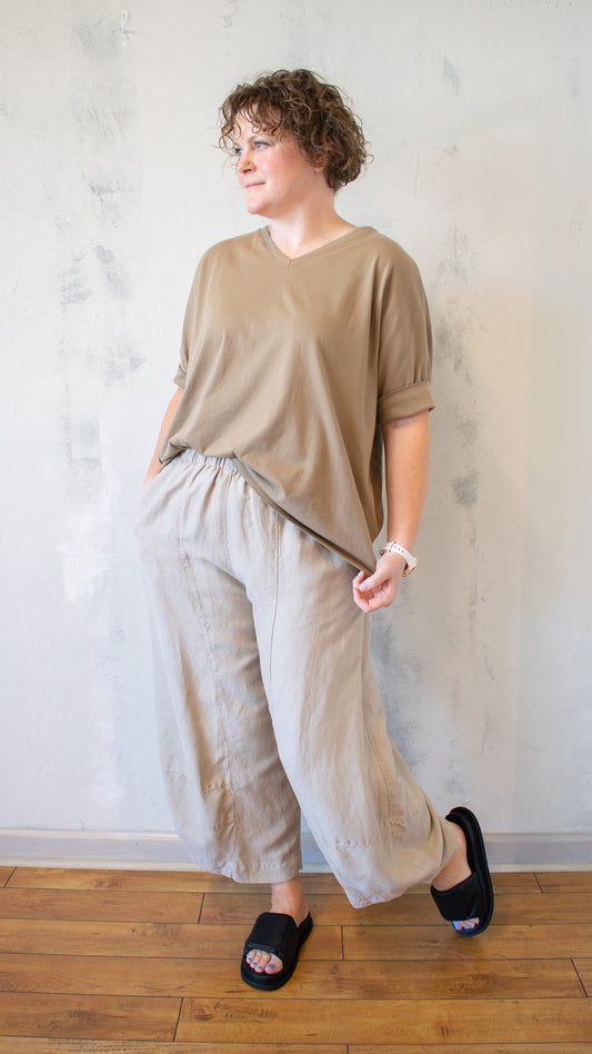 V-neck Cuffed Short Sleeve Top
