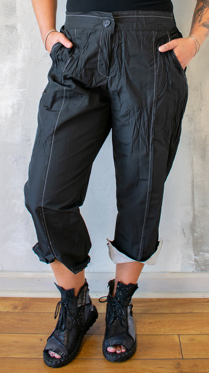 Crop Crinkle Pant