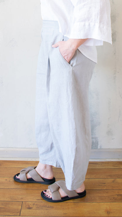 Hem Tuck Trousers (Multiple Colors)
