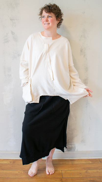 Diagonal Pocket Top (Multiple Colors)