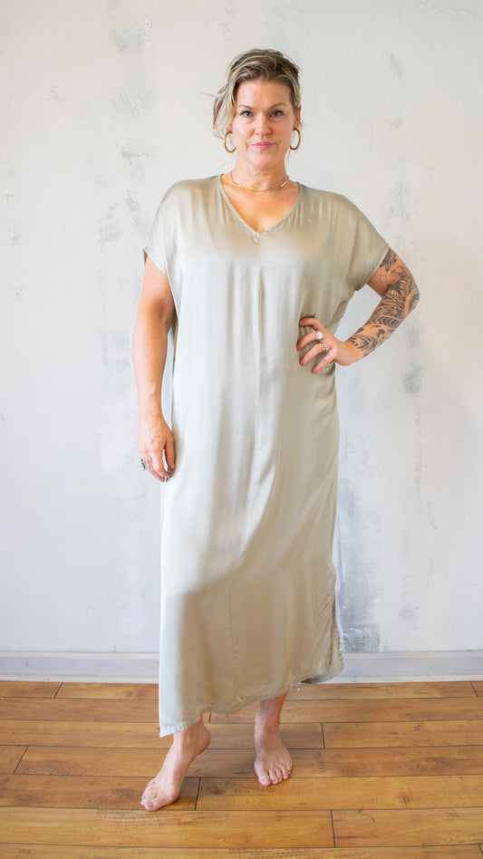 Rebecca Dress in Viscose (Multiple Colors)