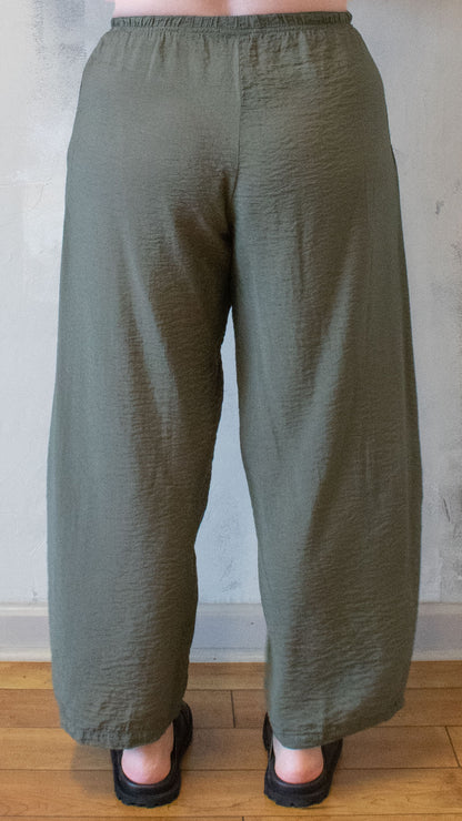 Parachute Barrel Pant (Multiple Colors)