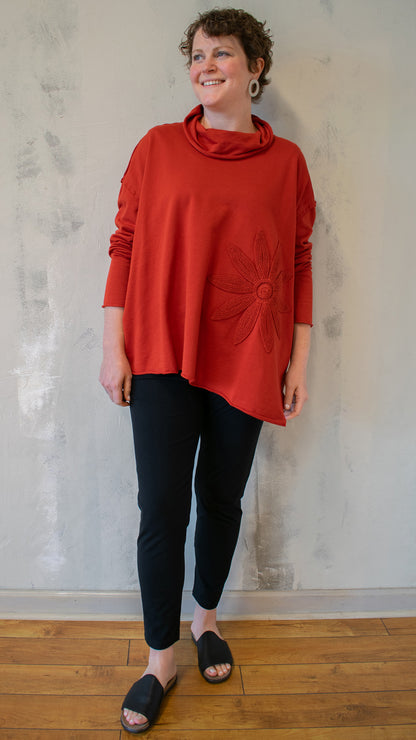Cowl Flower Sweatshirt Pullover in Red