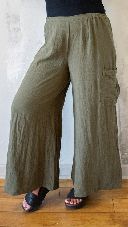 Wide Leg Pocket Pant (Multiple Colors)
