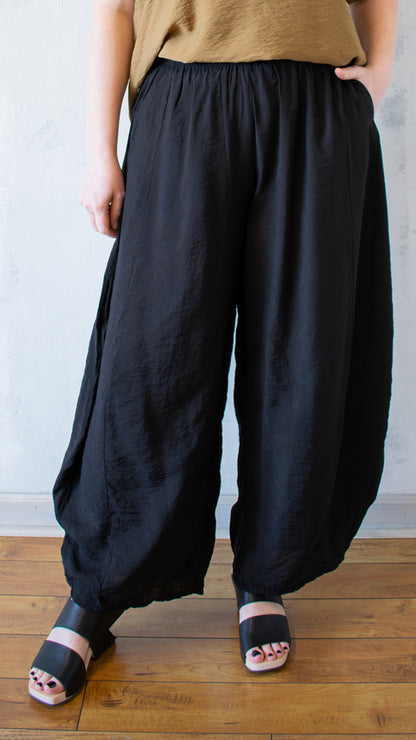 Panel Lantern Pant in Parachute (Multiple Colors)