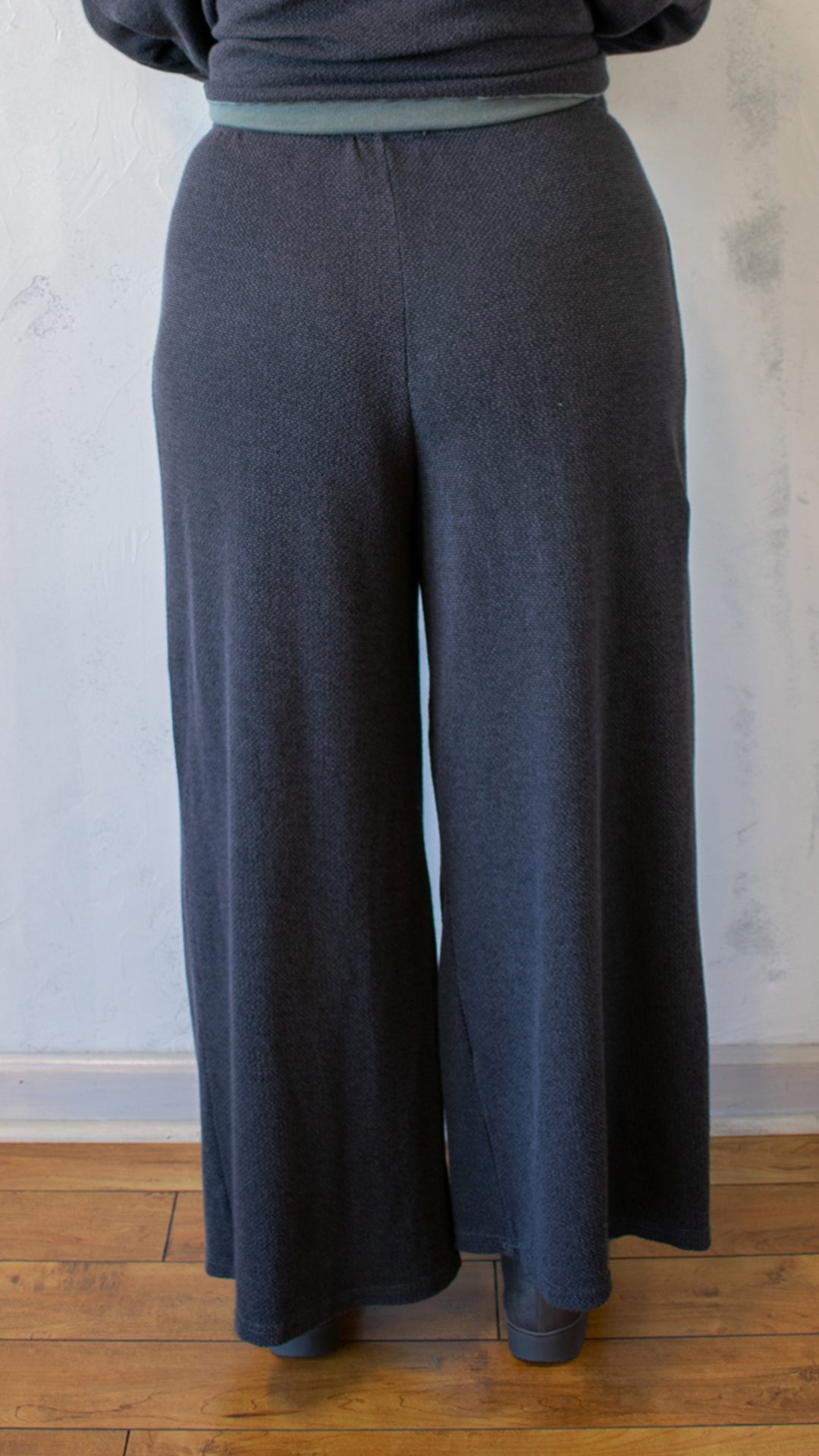 Cropped Pant - Marled Sweater Knit
