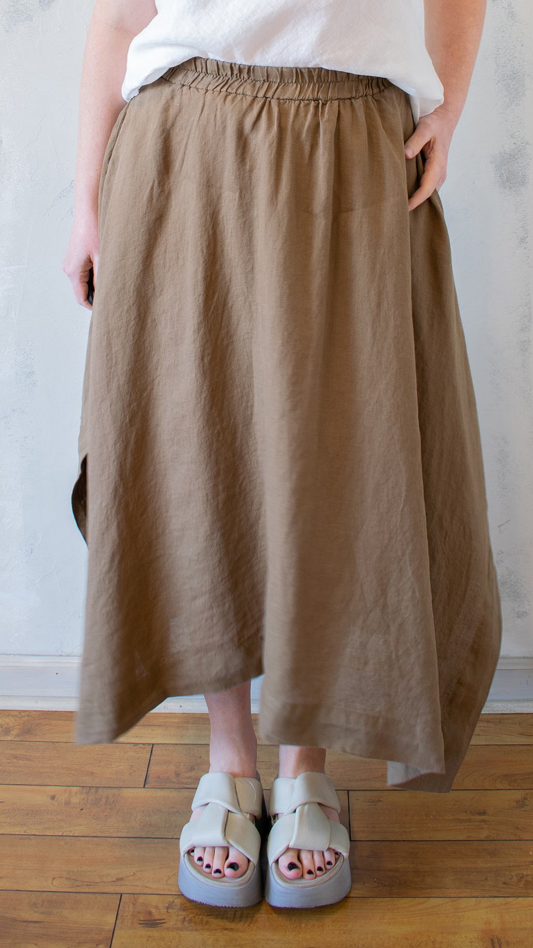 Side Slit Skirt (Multiple Colors)