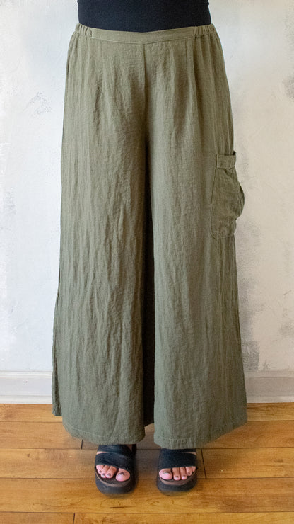 Wide Leg Pocket Pant (Multiple Colors)