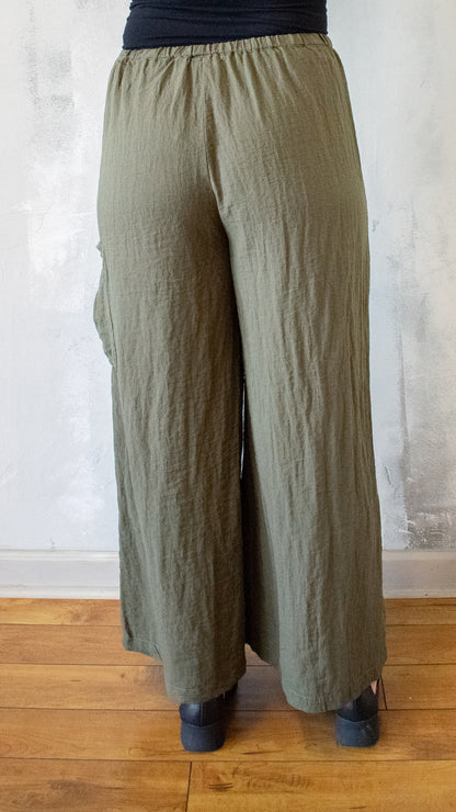 Wide Leg Pocket Pant (Multiple Colors)