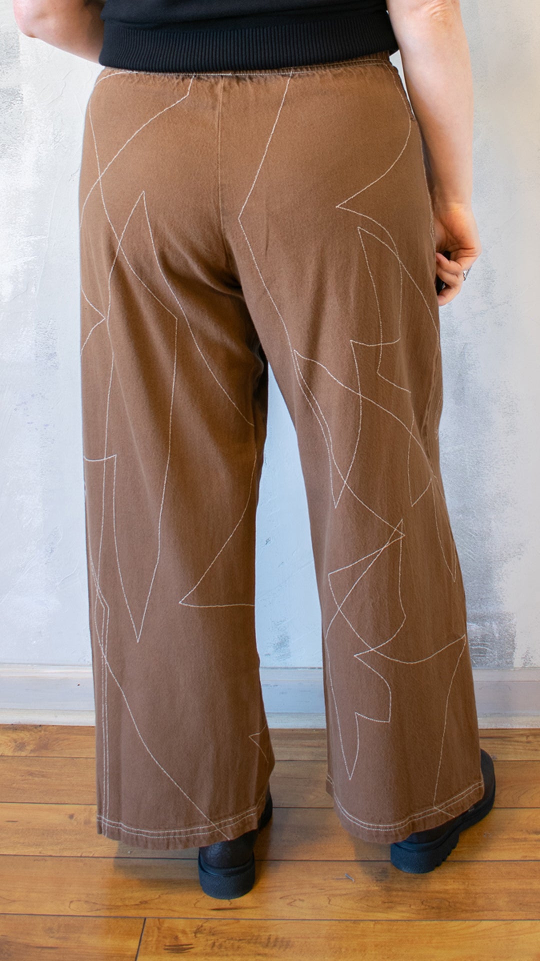 Ursa Top Stitch Denim Pant in Saddle