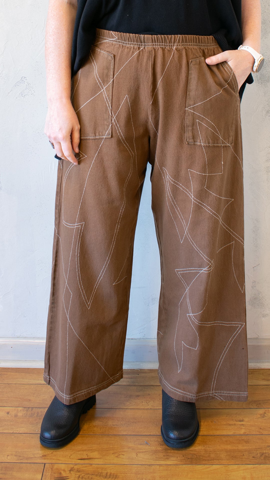 Ursa Top Stitch Denim Pant in Saddle