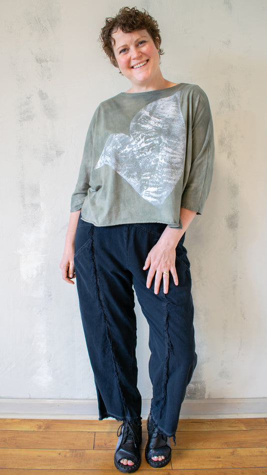 Luna T in Rock Graphic