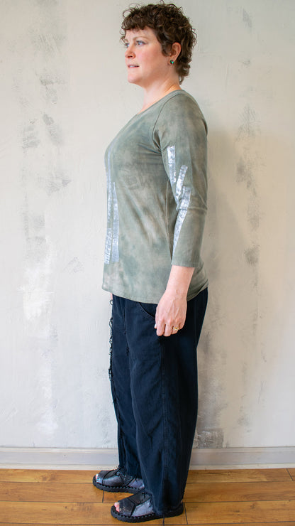 Fitted T with Graphic