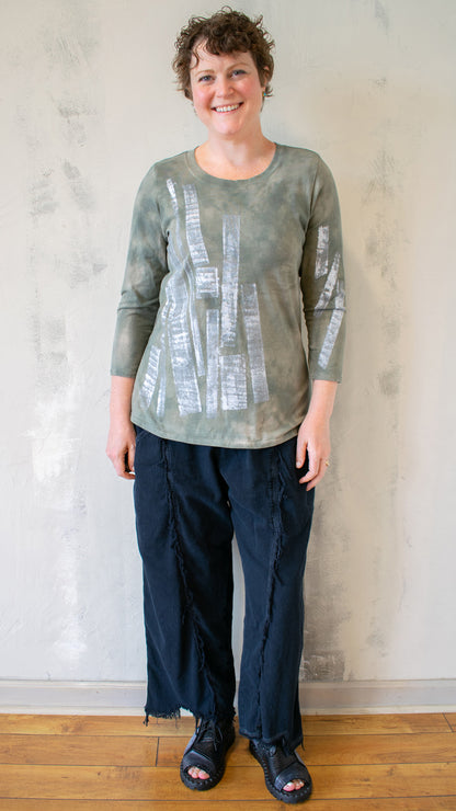 Fitted T with Graphic